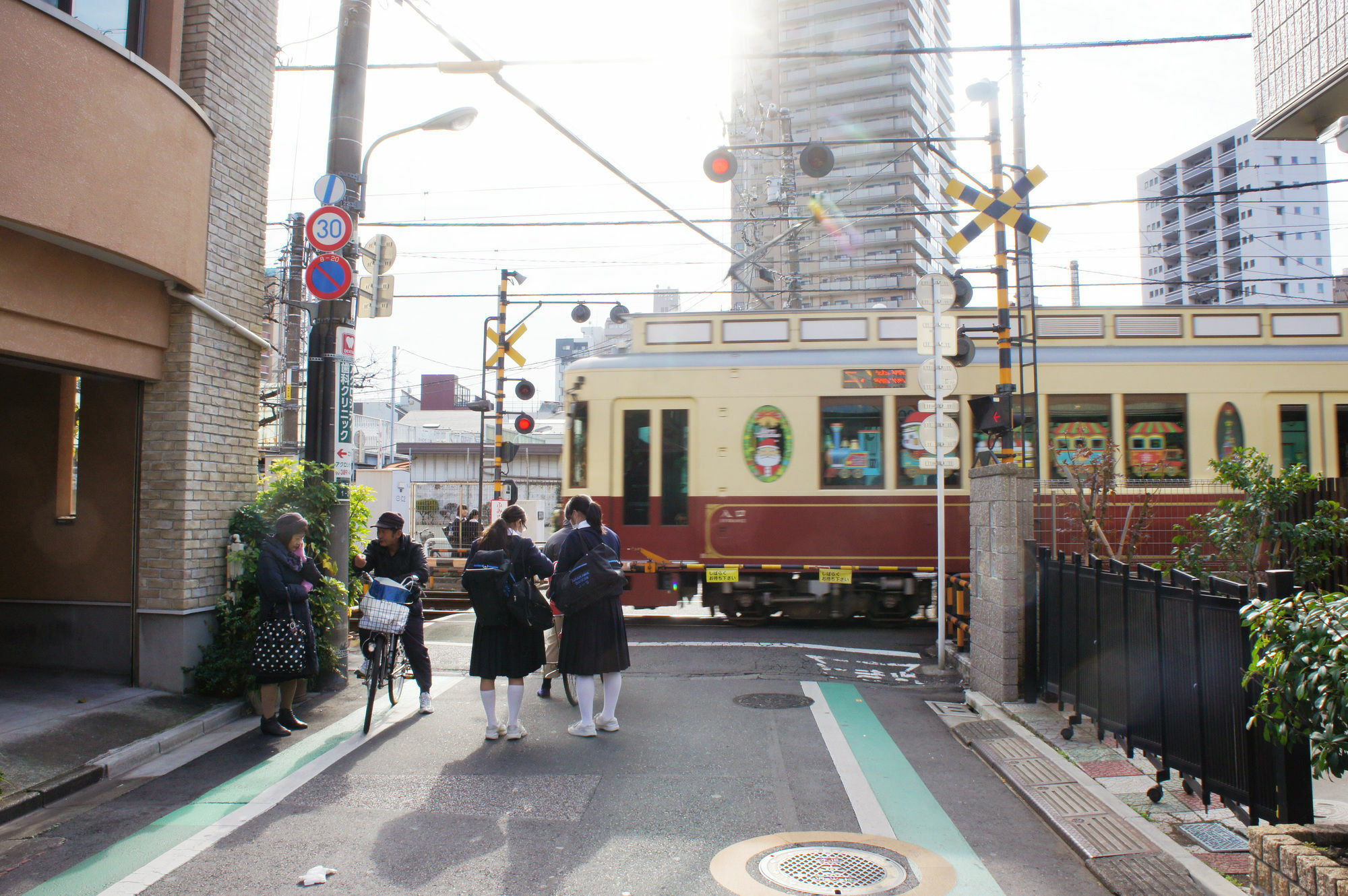Sato-San'S Rest Hotel Tokyo Eksteriør billede