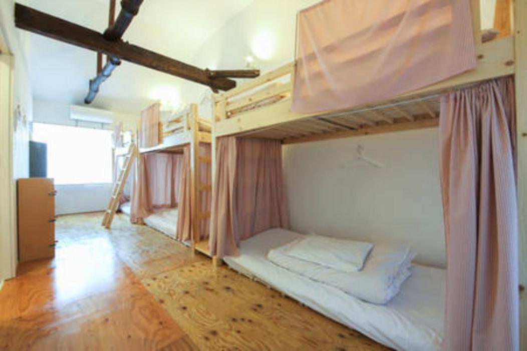 Sato-San'S Rest Hotel Tokyo Eksteriør billede